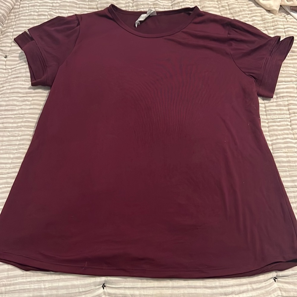Lorna Jane Tee